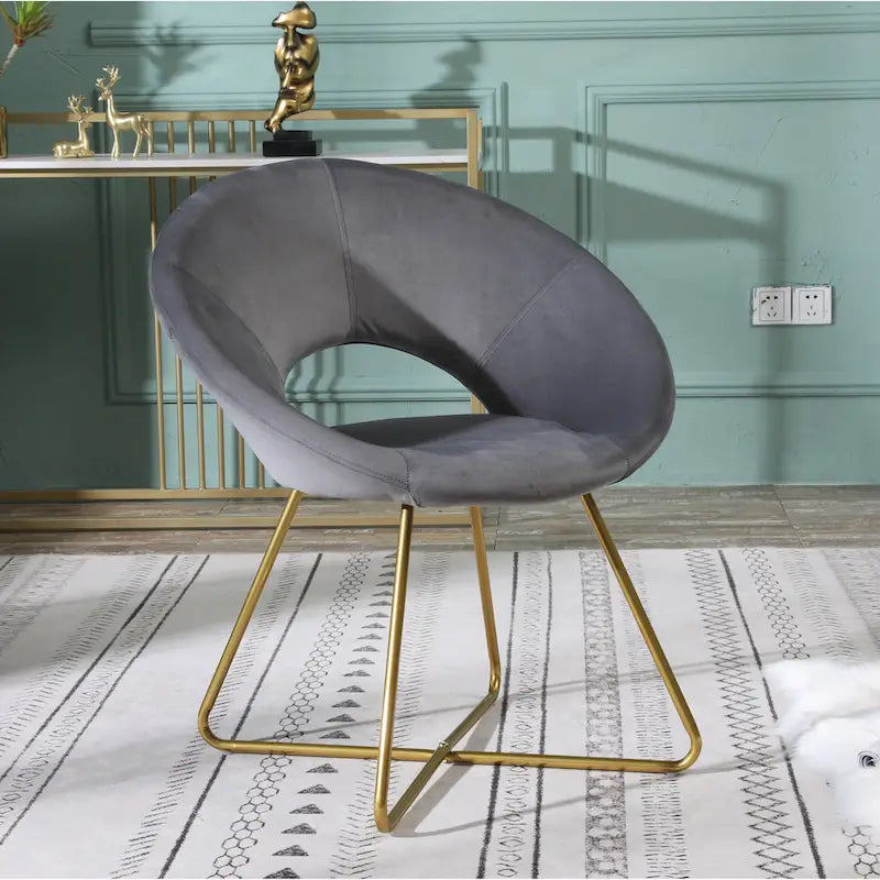 Poltrona imbottita in poliestere da 28" con base dorata
