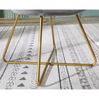 Poltrona imbottita in poliestere da 28" con base dorata