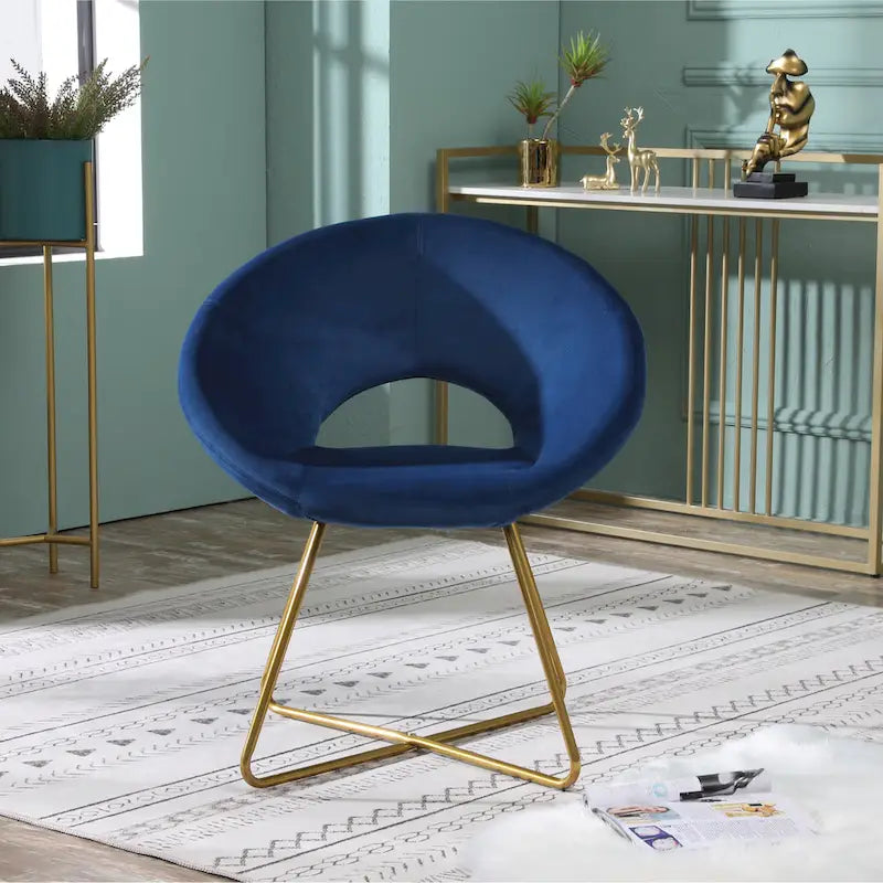 Poltrona imbottita in poliestere da 28" con base dorata