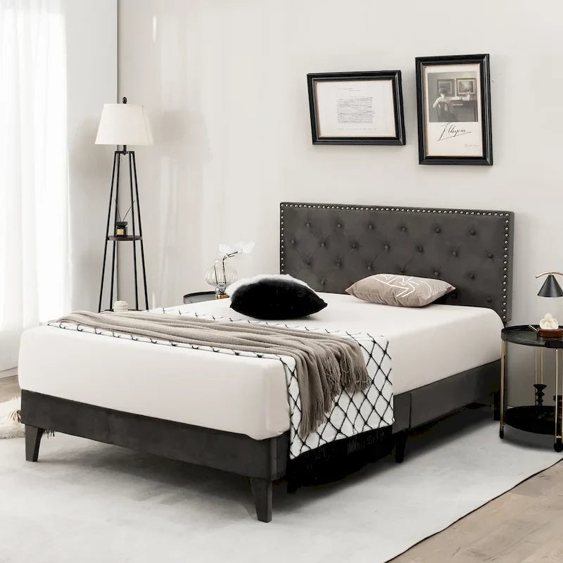 Base letto imbottita con testiera trapuntata