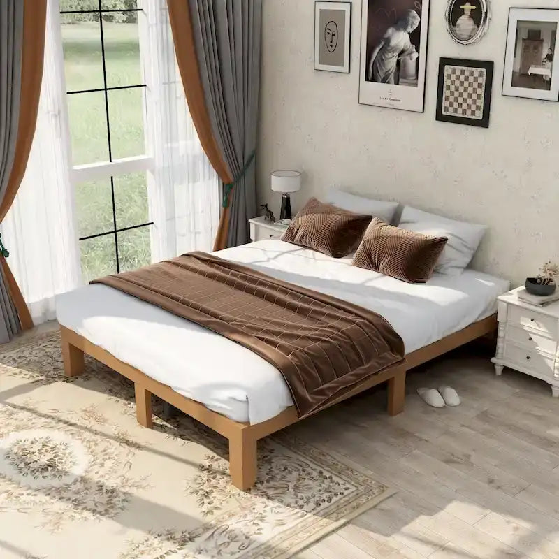 Letto a piattaforma matrimoniale in legno con robuste doghe in legno per camera da letto
