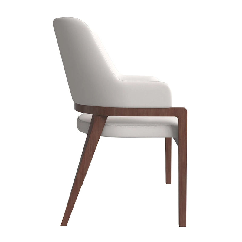 Sedia da pranzo in pelle con schienale aperto curvo e gambe in legno di gomma